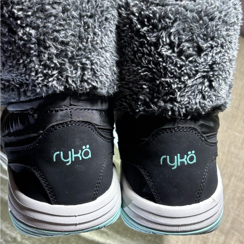 Ryka Black Winter Boots with Teal Highlights - Picture 4 of 11